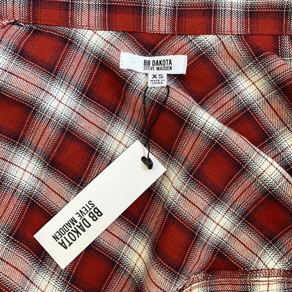 NWT plaid shirt dress - Picture 7 of 8